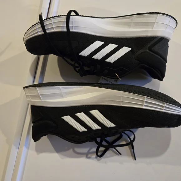 Adidas Duramo Wide Black and White Running Shoes (Mens Size 8, Womens 9.5/10) - Picture 5 of 5
